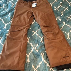 Columbia woman’s Omni-heat snow pant